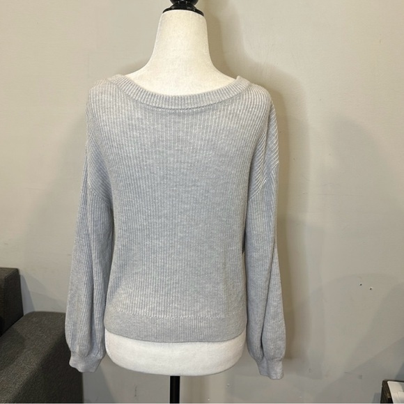 Gray Ribbed Sweater - Picture 6 of 7
